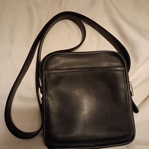 Coach Black Leather Crossbody Bag Women's Vintage Double Zipper Camera Bag 9817